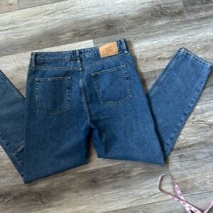 BDG jeans style mom waist 30 made in turkey distressed ripped blue